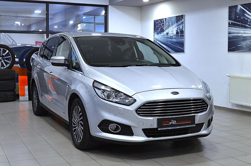 Ford S-Max