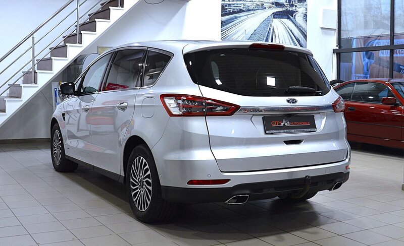 Ford S-Max